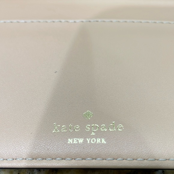 ♠️KATE SPADE pink pebbled leather wallet. - Picture 11 of 12